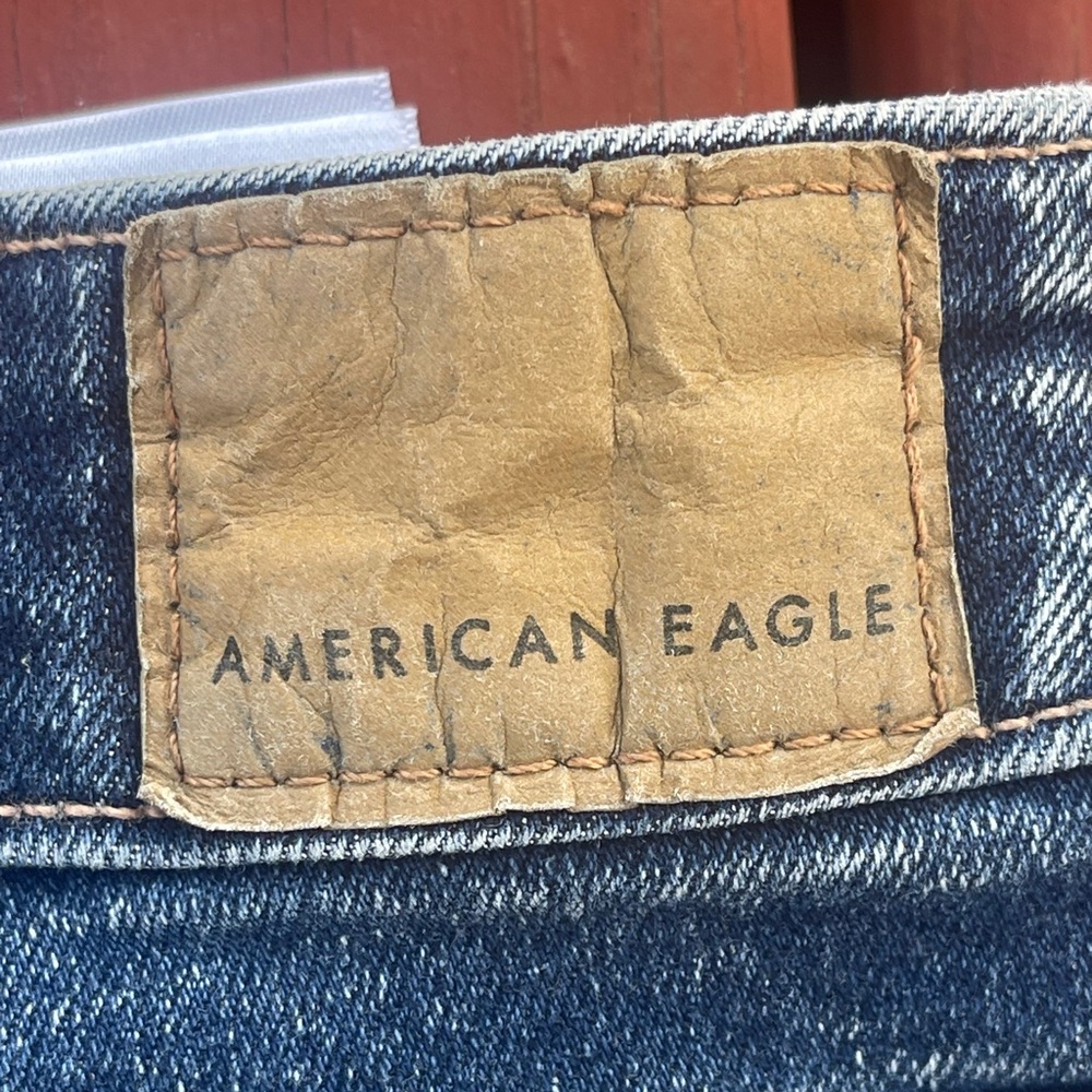 American Eagle blue jeans for women, size 4

reference to photos comfortable - Picture 17 of 17
